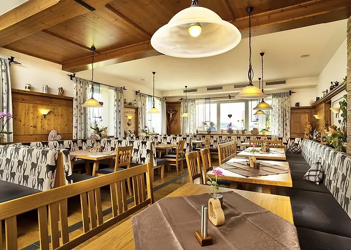 Landgasthof Riedl 酒店 Hohenau